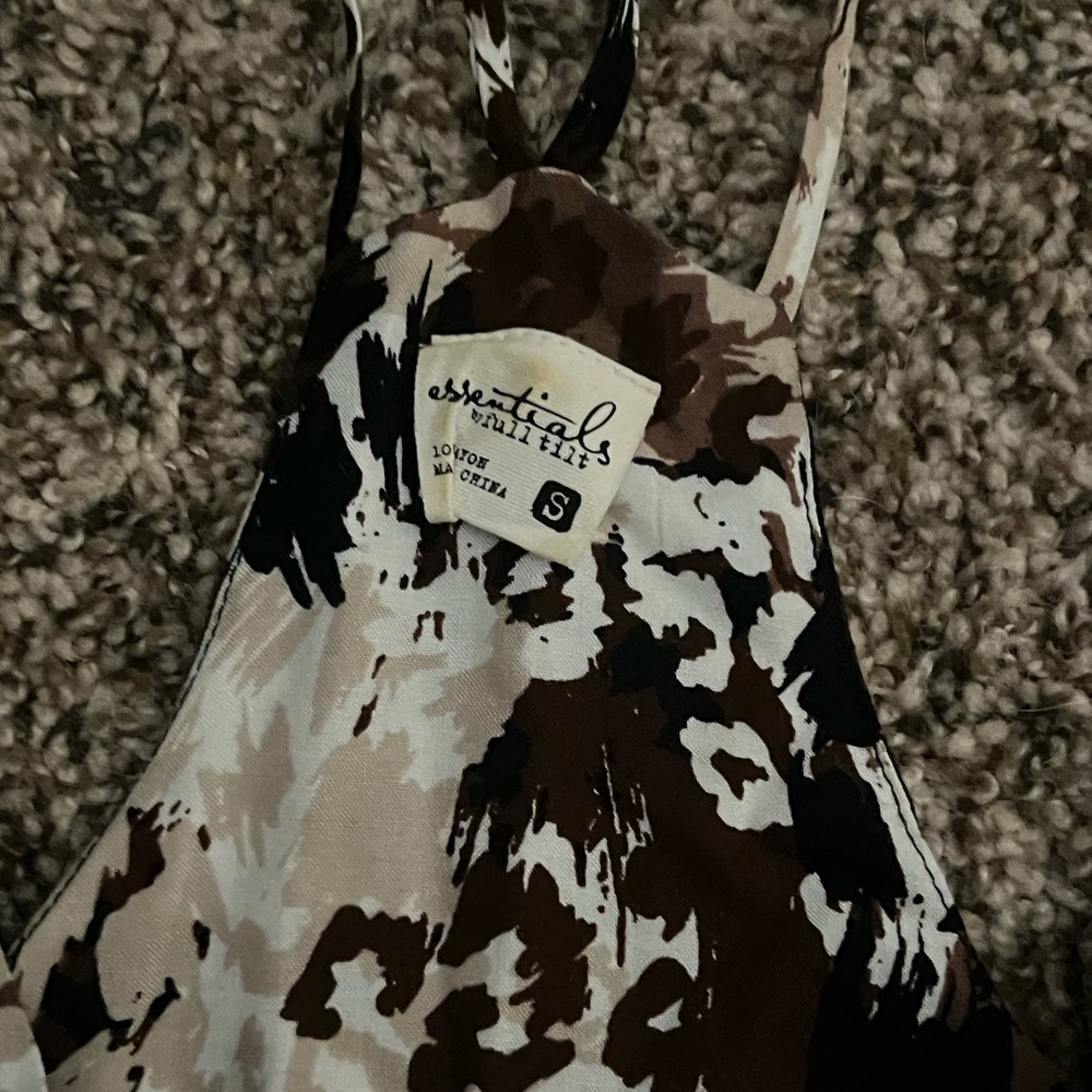 Tank Top - Picture 4 of 5